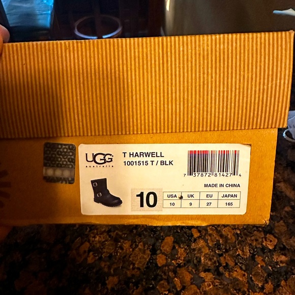 Ugg T Hartwell Black Leather Boots for a Child. Size 10 - Picture 1 of 5